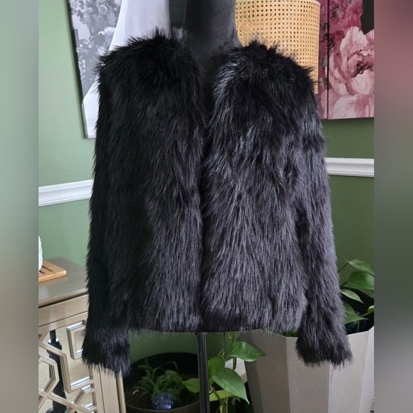 PRETTY GARDEN Faux Fur Shaggy Warm Outerwear #1048 NWOT - Picture 2 of 12